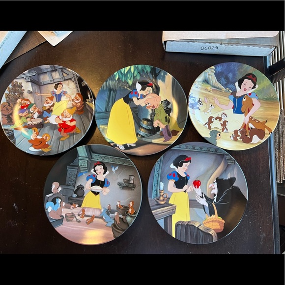 Knowles Disney Collector Plate Snow White Bundle and Set! 5 piece - New Vintage